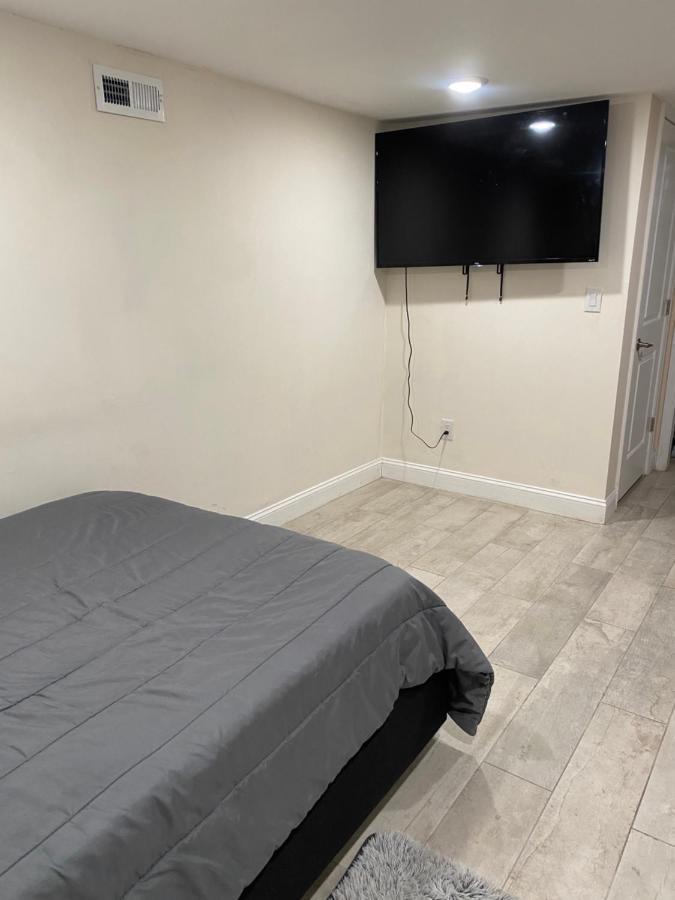 Private Room In South Philly Near Arenas! Filadélfia Exterior foto