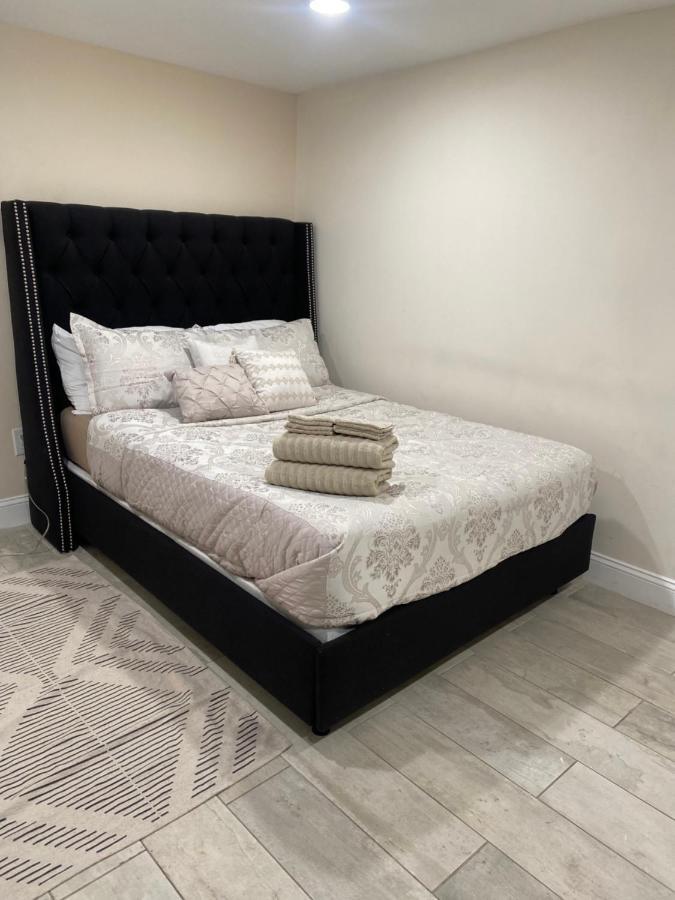 Private Room In South Philly Near Arenas! Filadélfia Exterior foto